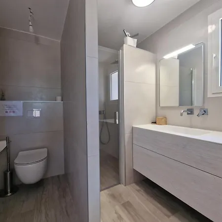 Seaview La Luciole 别墅