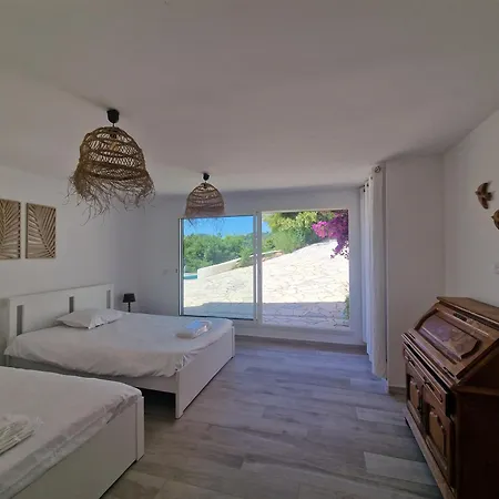 Seaview La Luciole Villa